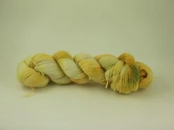 Första Påskliljan - 1-trådigt Ullgarn 100g