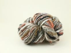 Vårväg - Kärnspunnet Garn 97g