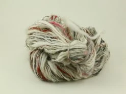 Snösparv - Handspunnet 1-trådigt Garn 96g