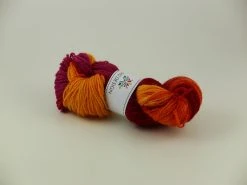 Little Alien Robot Friend - Vandre Sockgarn 100g